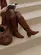 Bota Ivy Cano Longo em Couro Nobuck Café